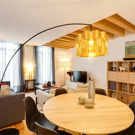 Almada Luxurious Duplex By Da'home Apartment